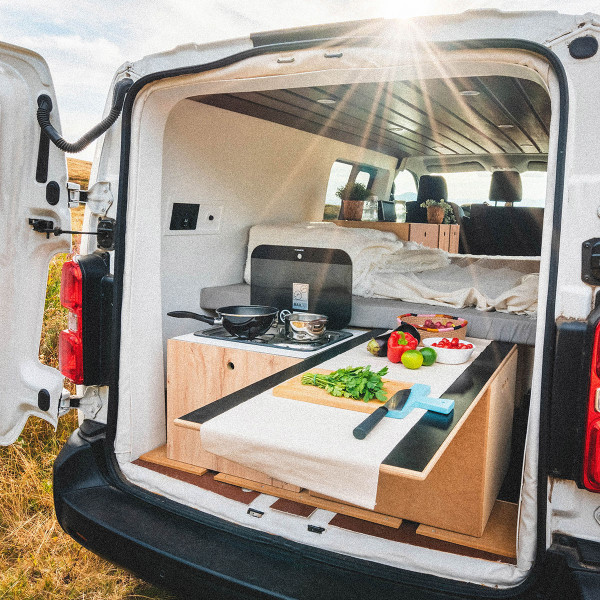 sleeping in a Renault Trafic 1  Utility van van
