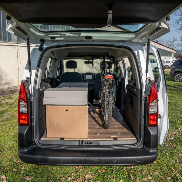small converted utility vehicle Fiat Doblo 3 Small van